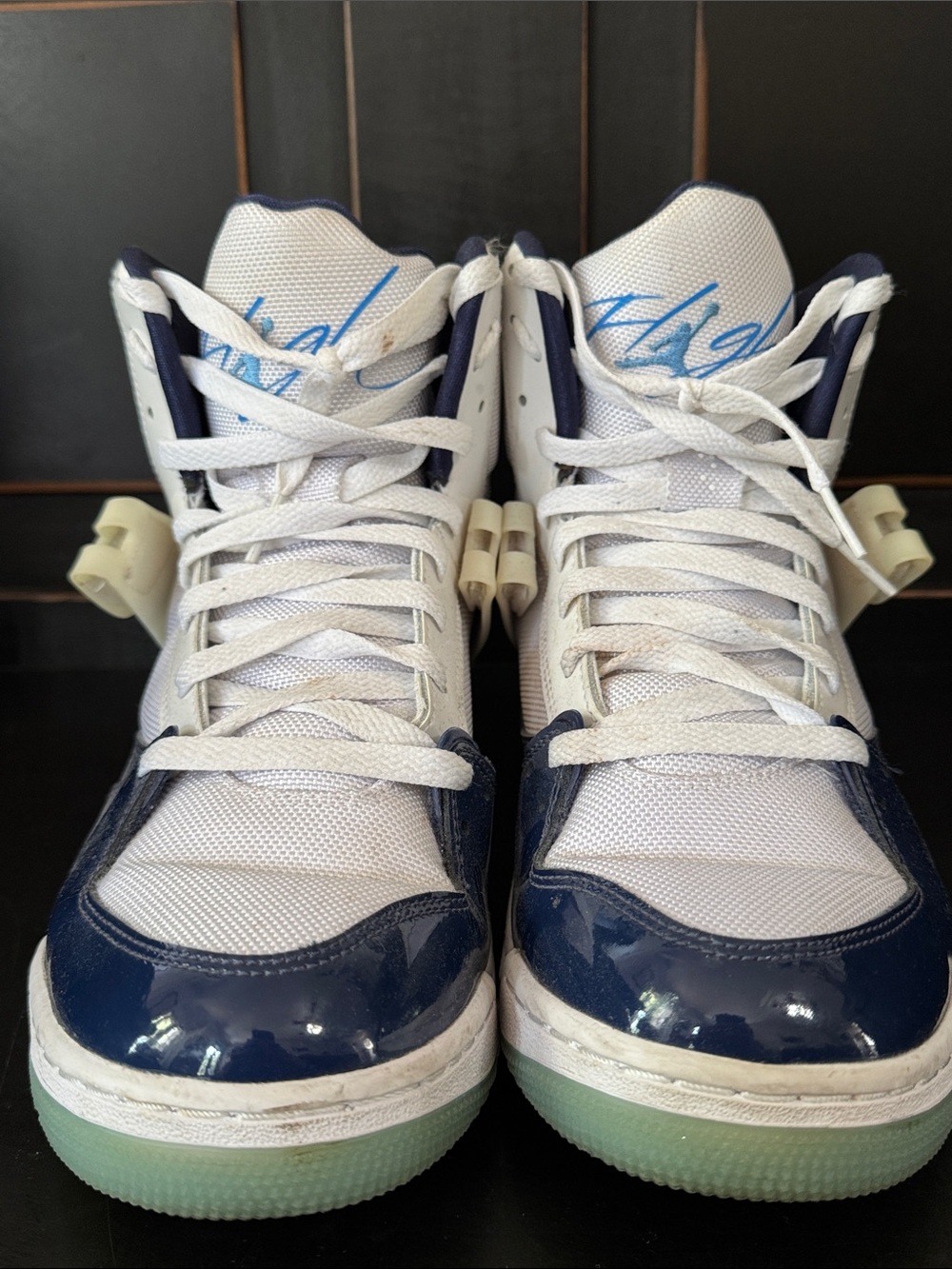 Jordan Men's High-Top Athletic Sneakers in White and Navy - Picture 3 of 9